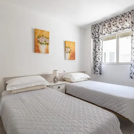 Two Bedroom Beside Marina *